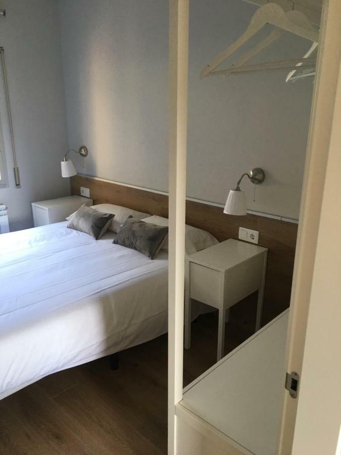 Apartaments La Pertusa 1R Piso Corca  外观 照片