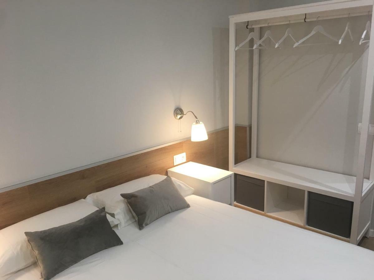 Apartaments La Pertusa 1R Piso Corca  外观 照片